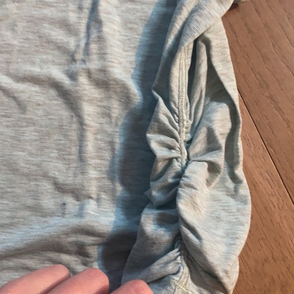 Mint green Lululemon tank - Picture 2 of 2